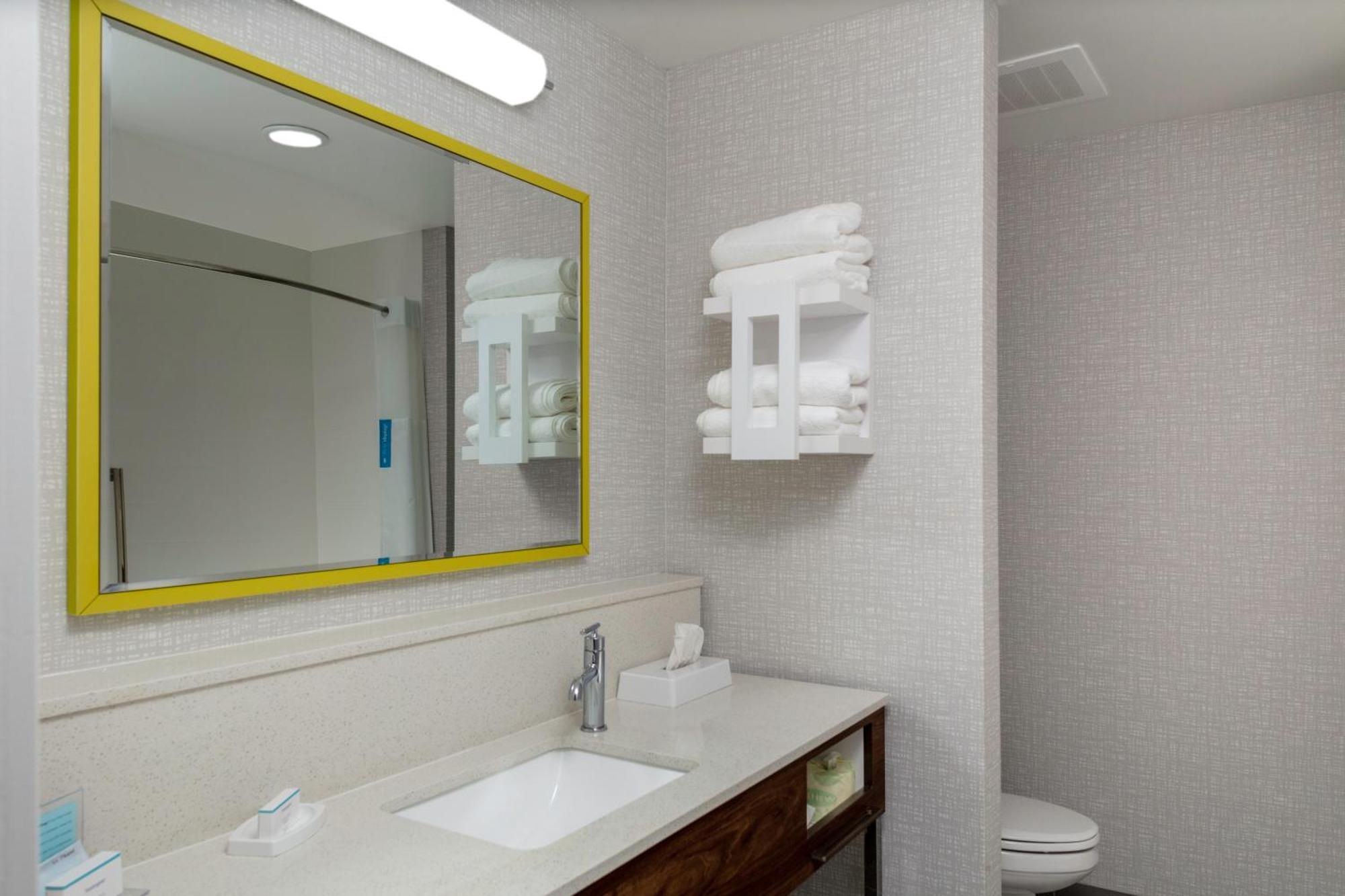 Hampton Inn & Suites Indianapolis West Speedway Экстерьер фото