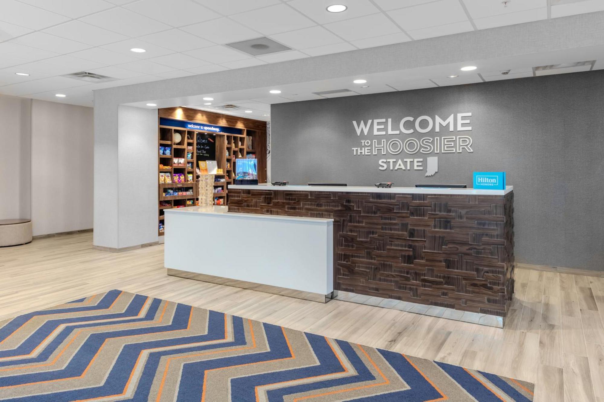 Hampton Inn & Suites Indianapolis West Speedway Экстерьер фото