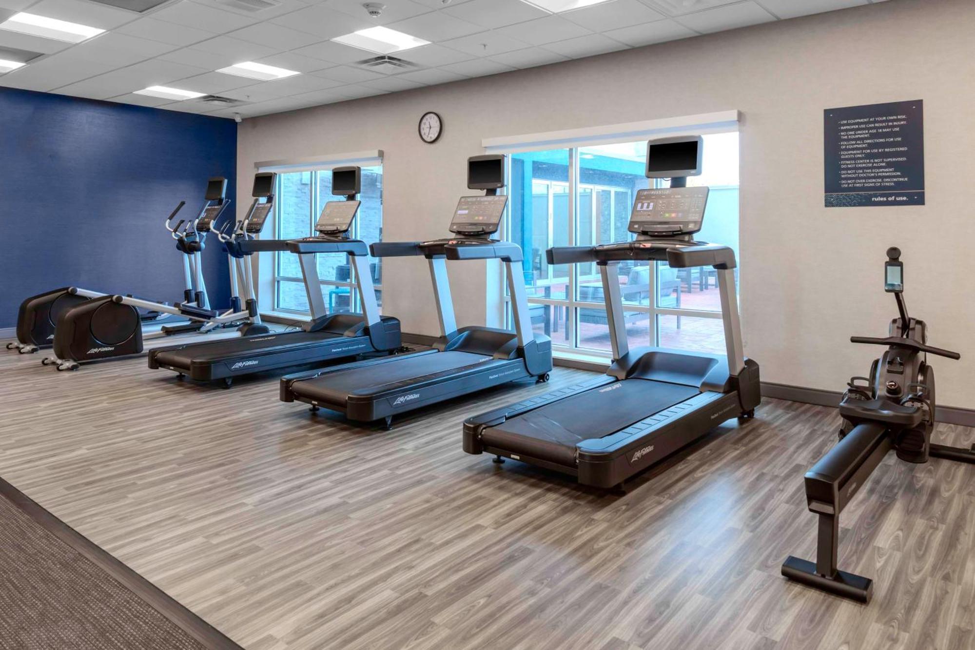 Hampton Inn & Suites Indianapolis West Speedway Экстерьер фото